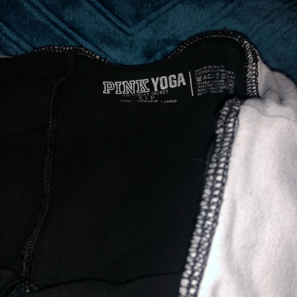 Flare yoga pants w white band